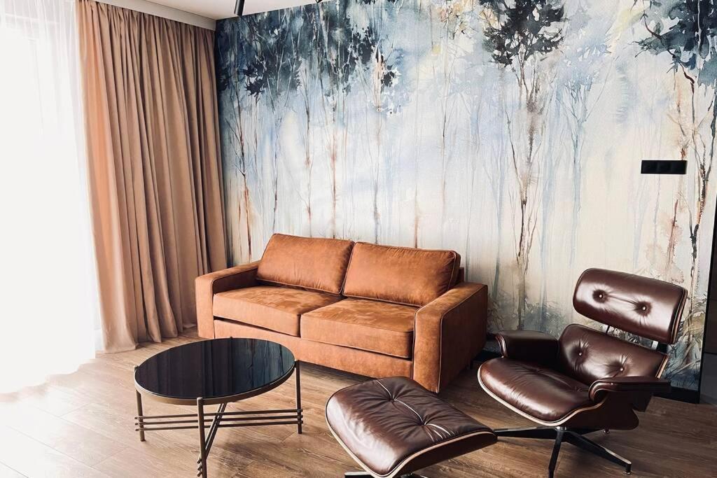 Apartament Manufaktura Z Bezplatnym Parkingiem Apartment วูดช์ ภายนอก รูปภาพ
